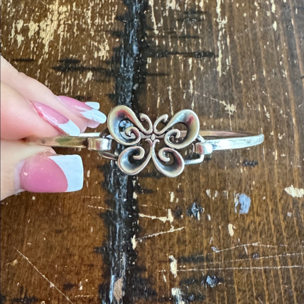 Butterfly Design Silver Bracelet James Avery retired